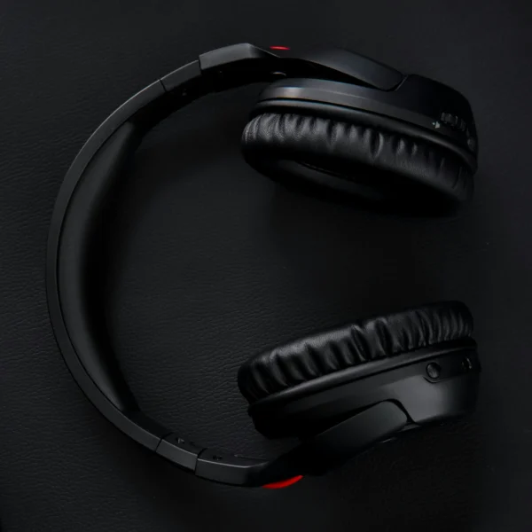 casque-sans-fil-led-rouge Casque Sans Fil avec Indicateur LED